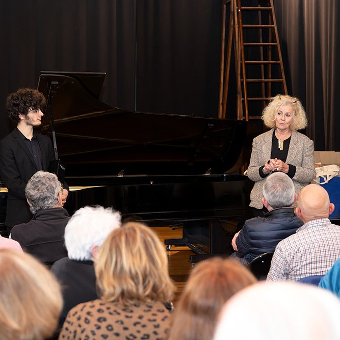 Récital du 19 novembre 2023 - Photo Rémy SALAÜN - Tous droits réservés <strong>Récital du 19 novembre 2023</strong> <small>- Photo Rémy SALAÜN - Tous droits réservés</small>