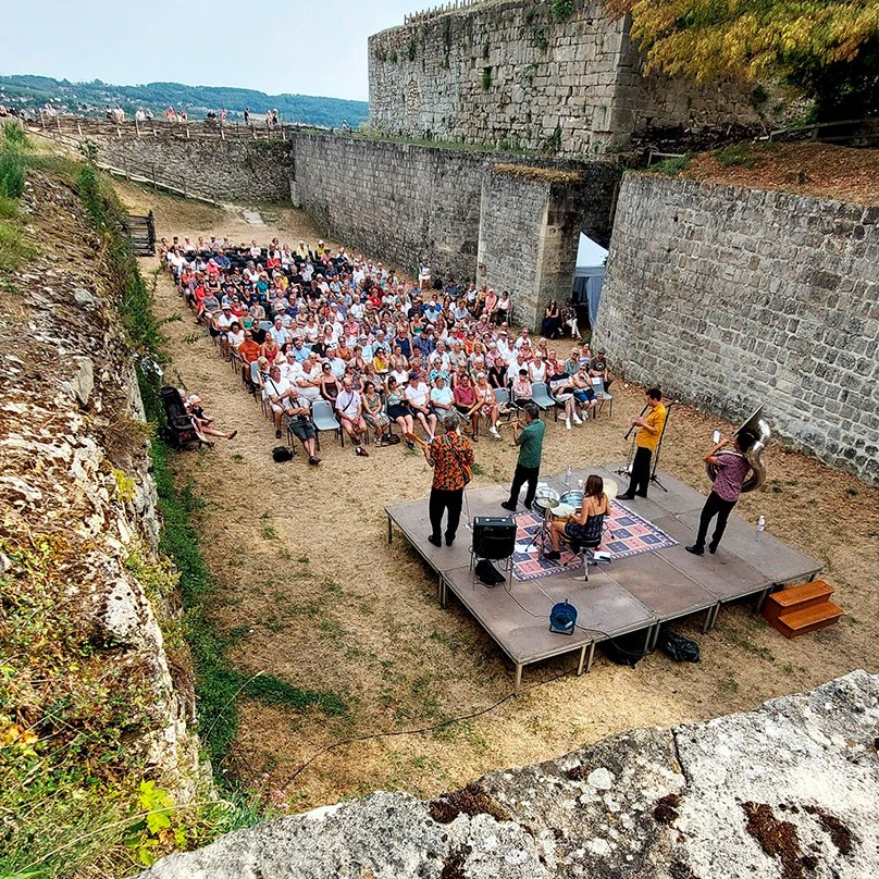 Tous droits réservés <strong></strong> <small>Tous droits réservés</small>